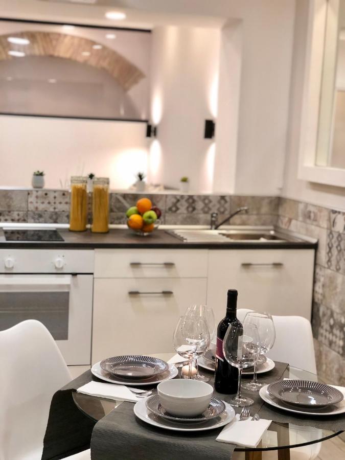 Historical Workshop Apartment - Fico Рим Экстерьер фото